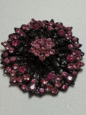 Vintage Gunmetal Pink Rhinestone Filigree Mandala Brooch Pin
